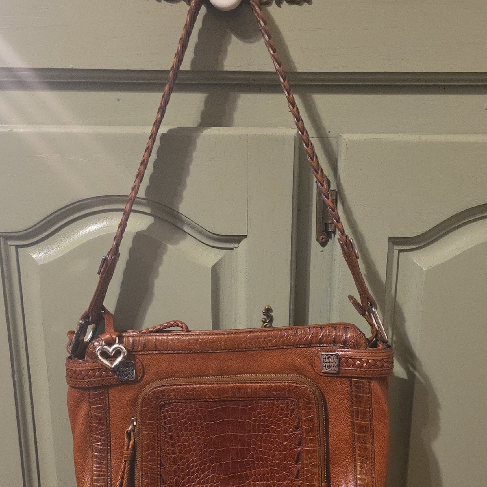 Brighton Elegant Brown Leather Shoulder Bag